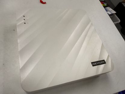 Picture of HikVision DS-7104N-F1-4P 4 Port PoE NVR (✌️✌️)